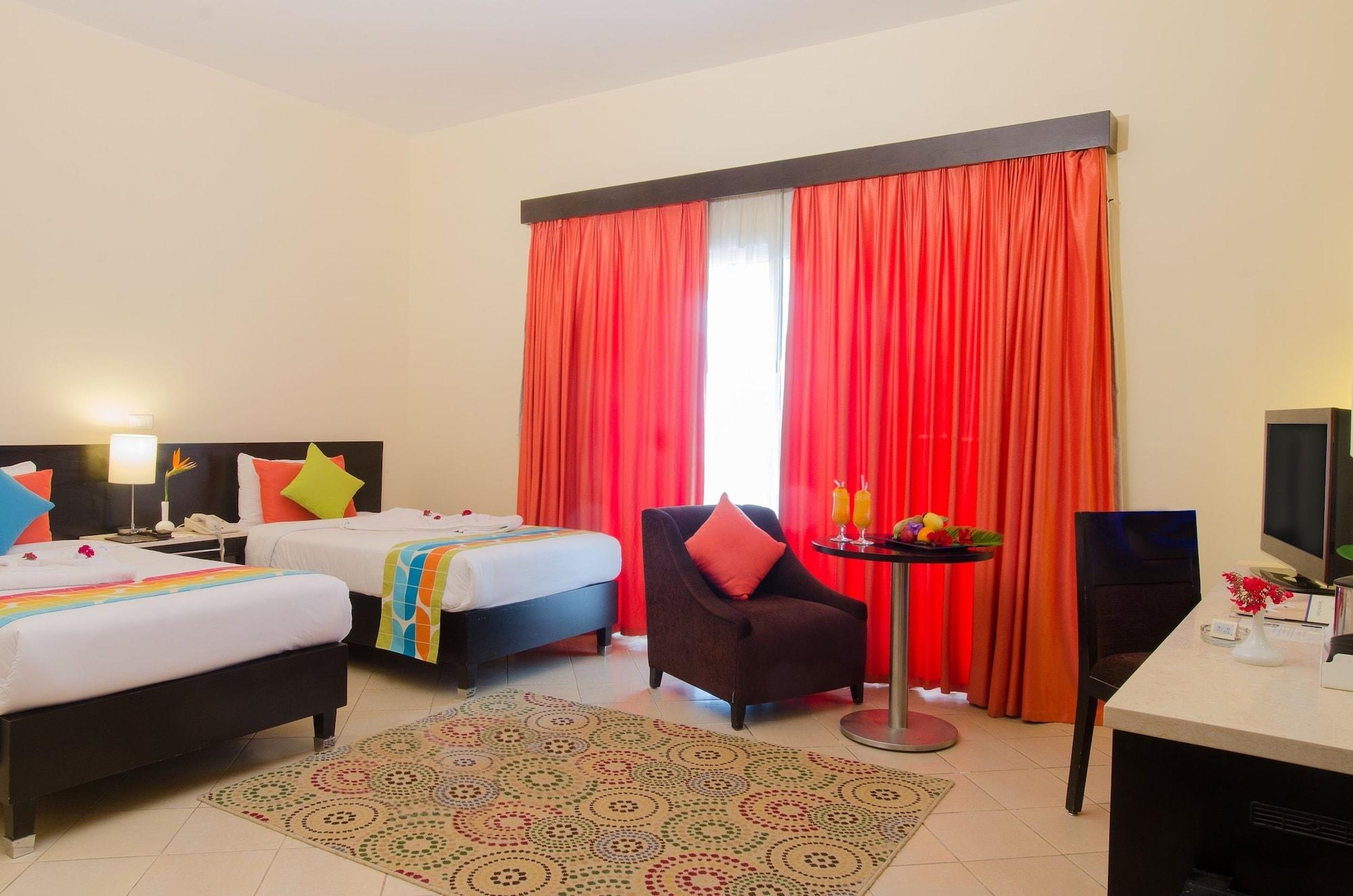Swiss Inn Teda Hotel & Aqua Park Ain Sukhna Extérieur photo