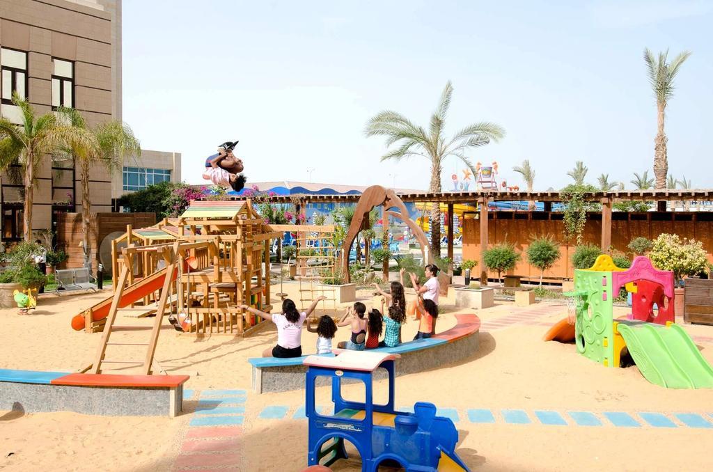 Swiss Inn Teda Hotel & Aqua Park Ain Sukhna Extérieur photo